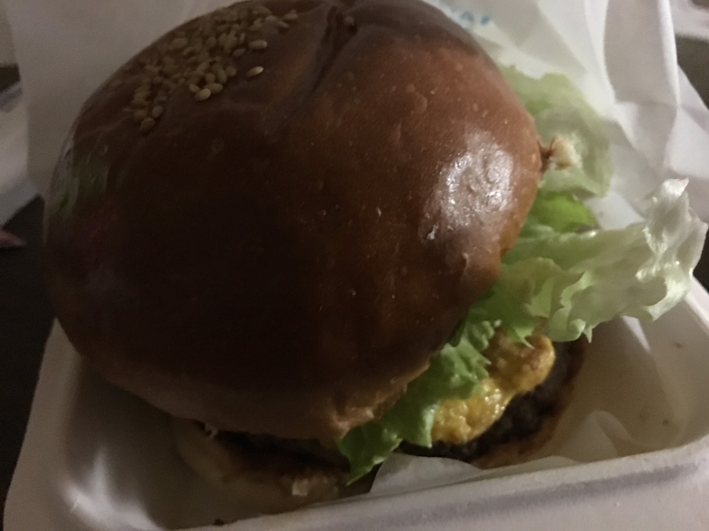 沖縄 ハンバーガー